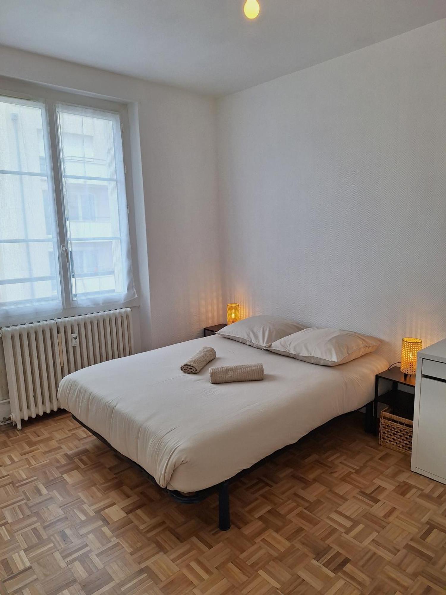2 Appartements 6 Personnes Orleans Centre - Proche Gare Sncf Exterior photo