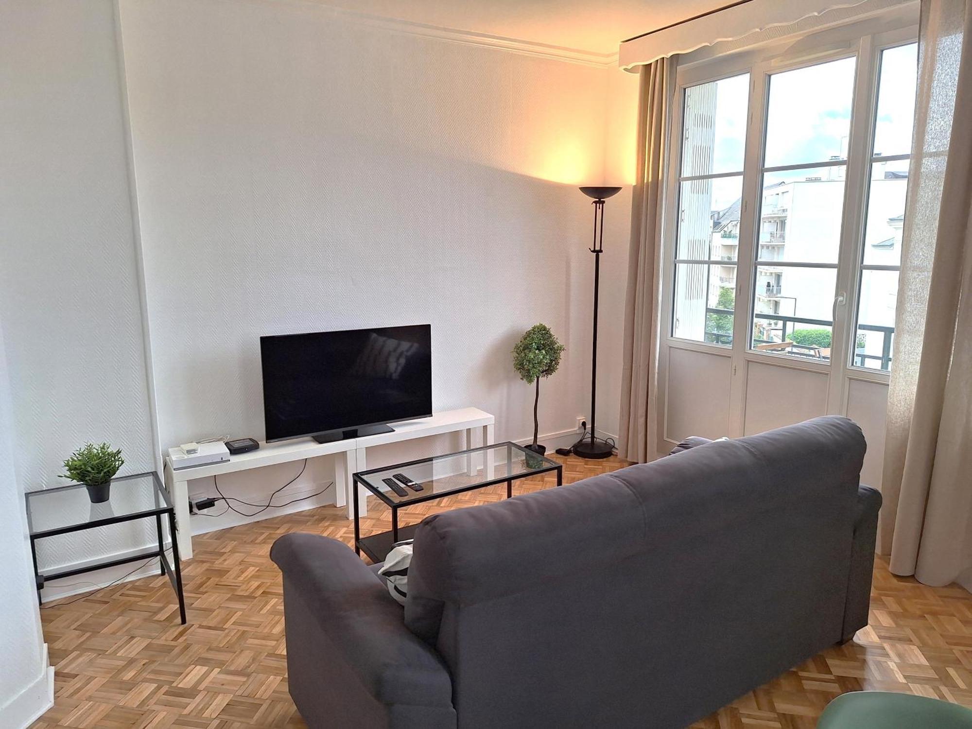 2 Appartements 6 Personnes Orleans Centre - Proche Gare Sncf Exterior photo