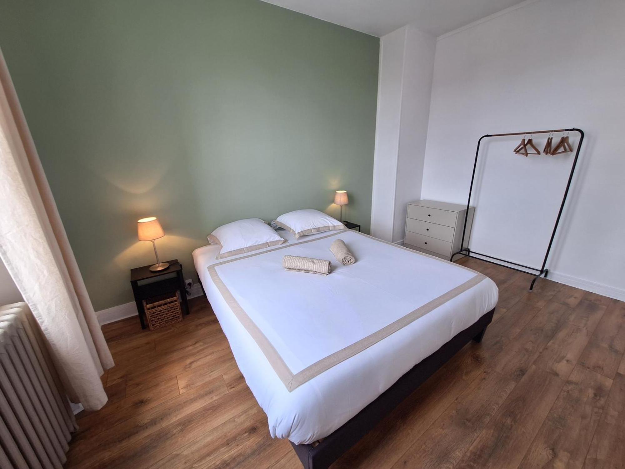 2 Appartements 6 Personnes Orleans Centre - Proche Gare Sncf Exterior photo