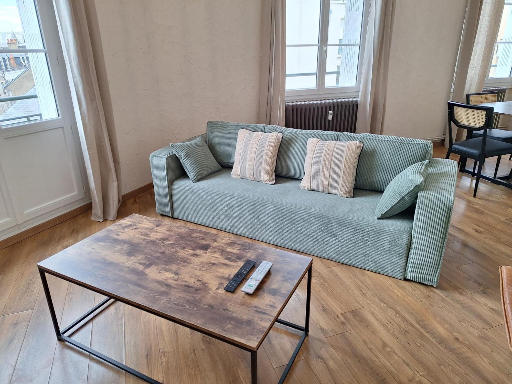 2 Appartements 6 Personnes Orleans Centre - Proche Gare Sncf Exterior photo